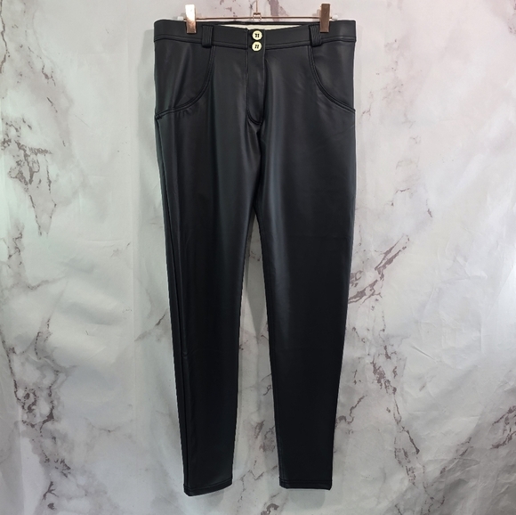 Freddy Pant Womens 8 Medium Black WR UP Booty Lifting Legging Skinny Leather - Picture 5 of 13